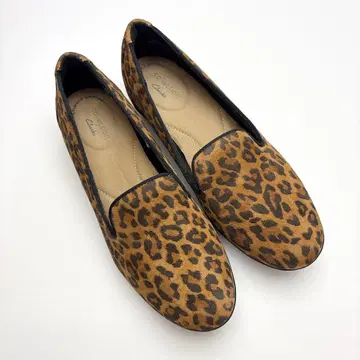 클락스 레오파드 슬립온 플랫슈즈 송치 22.5