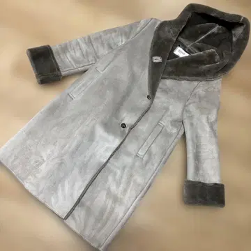 Rouge vif 스웨이드 무스탕 코트 그레이지