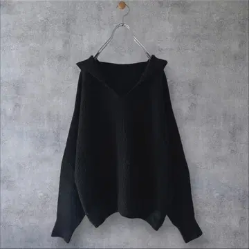 새상품급 어반리서치 로쏘 후디 니트