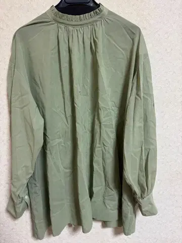 23구 빅 사이즈 올리브 그린 시어 긴팔 셔츠
