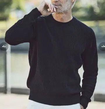 AKM Contemporary 캐시미어 혼방 풀오버 니트