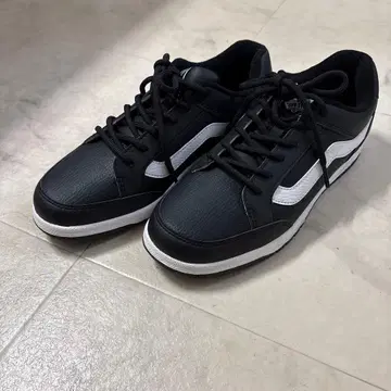 VANS 여성용 블랙 화이트 스니커즈