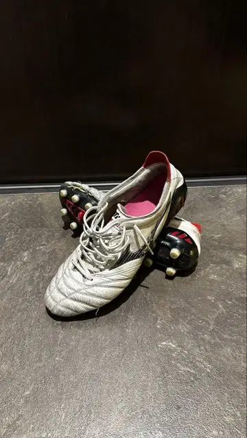 미즈노 모렐리아 네오 2