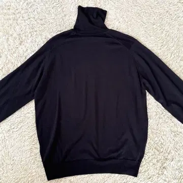 JOHN SMEDLEY 존스메들리 터틀넥 메리노울 니트