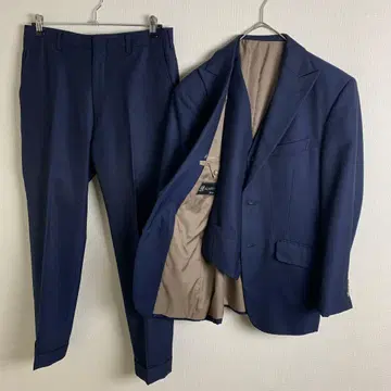 쓰리피스 더블 사양 옷깃으로 레어 헤링본 네이비 성인식 비즈니스 새상품급