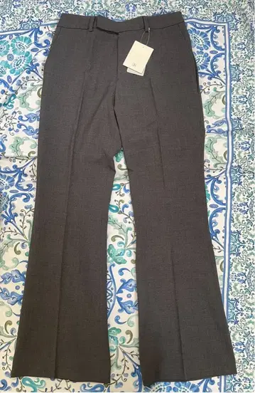 이에나 미사용 T/W 플레어 슬림 팬츠 그레이 38