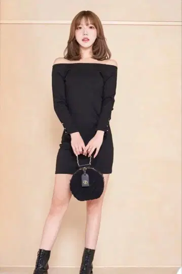 Darich 오프숄더 타이트 미니 원피스
