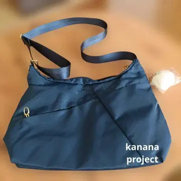 카나나 네이비 숄더백