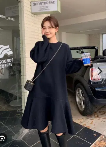 벌스데이 바쉬 로맨틱 맨투맨 원피스 블랙 화이트 세트 판매