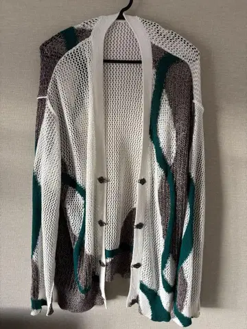 HARE 하이 클라인 메탈 버튼 가디건