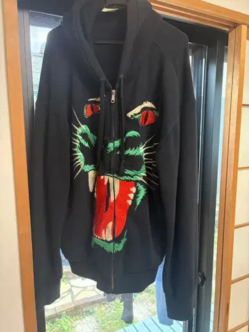 팬서 디자인 풀 집업 후드티