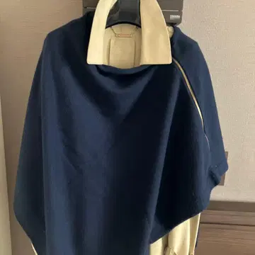 GALLARDAGALANTE 네이비 니트 판초