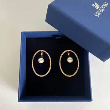 스와로브스키 후프 귀걸이 크리스마스