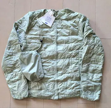 유니클로 울트라 라이트 다운 컴팩트 자켓 S