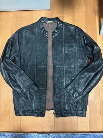 블랙 가죽 자켓 패턴 포함