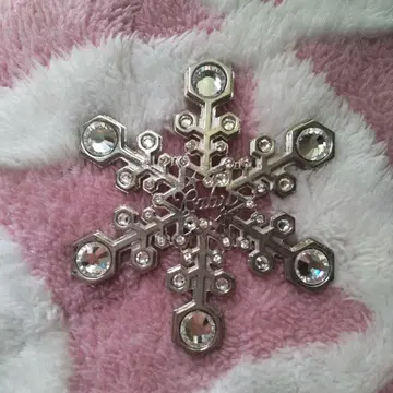 베이비더스타즈 샤인브라이트 눈꽃송이 브로치