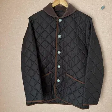 TRADITIONAL WEATHERWEAR 퀼팅 자켓