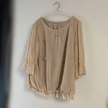 Rose Tiara 라이트 핑크 블라우스