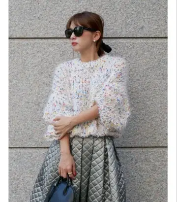 컬러풀 페더 얀 니트 풀오버 BeBeoD