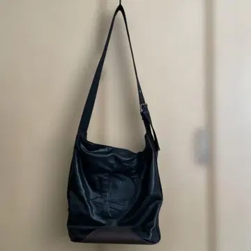 PRIDEBIS 가죽 숄더백