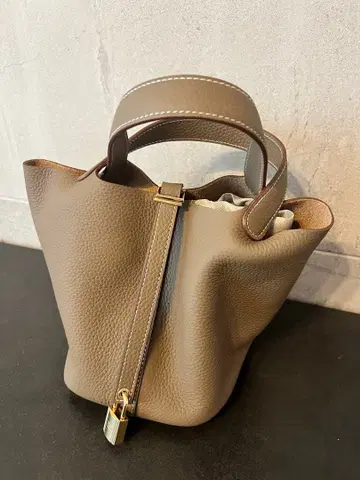 피코탄풍 토트백