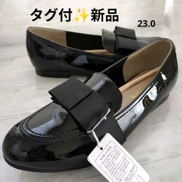 택 포함 새상품 리본 포함 블랙 에나멜 플랫슈즈