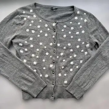 메종 드 리퍼 미니 꽃무늬 자수 그레이 긴팔 가디건