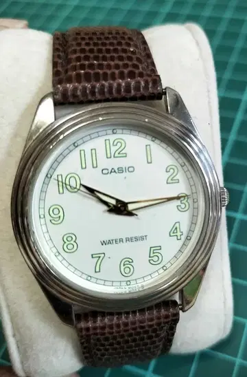 CASIO 아날로그 쿼츠 손목시계 화이트/브라운