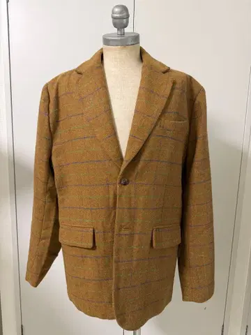 브라운 체크 무늬 테일러드 자켓 L 사이즈