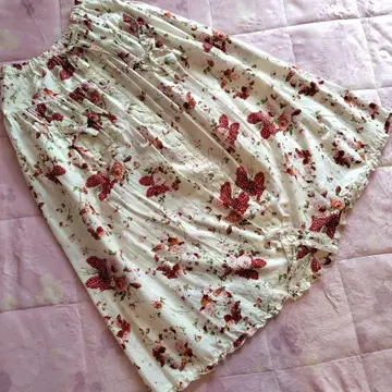 핑크하우스 리본 부케 프린트 스커트