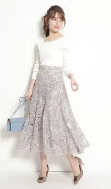 아푸와이저 리셰 컷워크 스커트