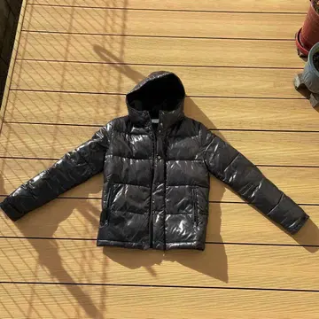 VANQUISH 다운 S 사이즈