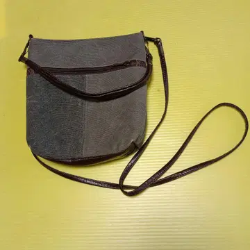 그레이 캔버스 숄더백