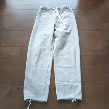 야마오카 마사에 maoyamamade 60's 깔끔 맨투맨 그레이