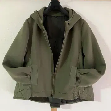 새상품급 여성용 아우터 숏코트 모스그린 L