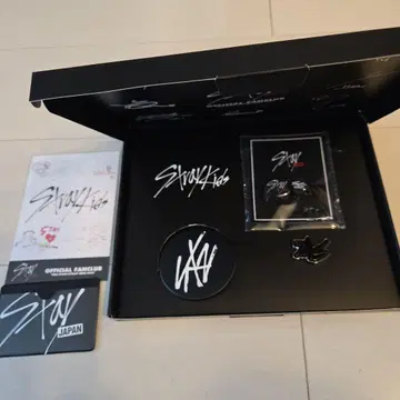 Stray Kids 공식 팬클럽 혜택 세트 etc