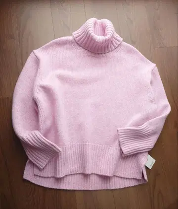 [새상품] ROPE 태즈메이니아 울 터틀넥 니트 핑크