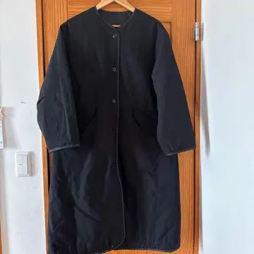 젬블 블랙 퀼팅 롱 코트