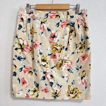 [ Adam et Rope' ] 꽃무늬 미니 스커트