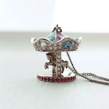 SWAROVSKI 스와로브스키 회전목마 롱 목걸이