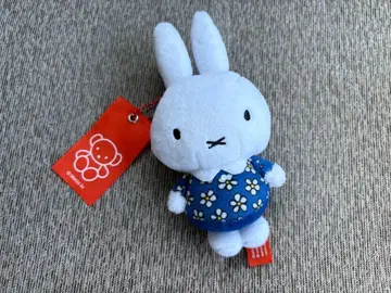 [ 가격 인하 ] 미피 miffy 꽃무늬 봉제 인형 키링 [ 미사용 ]