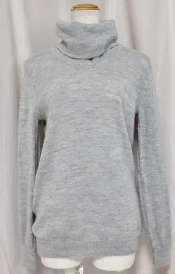 로트레아몽 / 알파카 100% 니트 터틀넥 스웨터