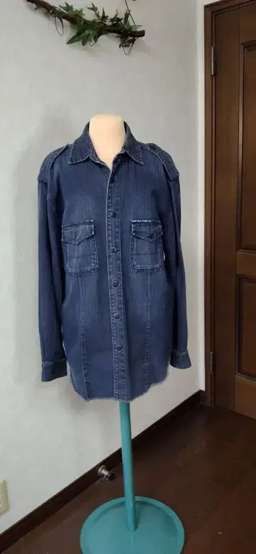 컨디션 최상 NAUTICA 다크 블루 데님 셔츠 긴팔 M