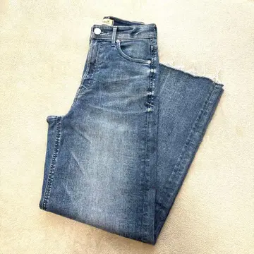 야누크 와이드 플레어 CLV 25인치