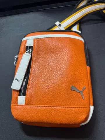 PUMA 오렌지 숄더백