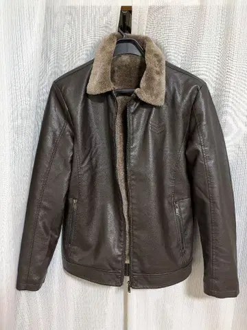 다크 브라운 가죽 자켓 퍼 옷깃