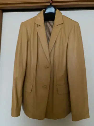 트랜스워크 양가죽 테일러드 자켓