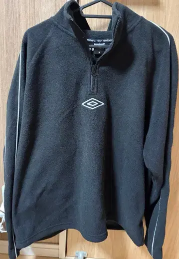 엄브로 플리스 하프 지퍼 UMBLO