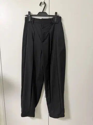 블랙 와이드 팬츠 플리츠