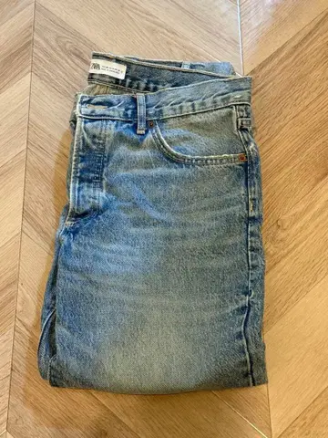 ZARA 라이트 블루 스트레이트 데님